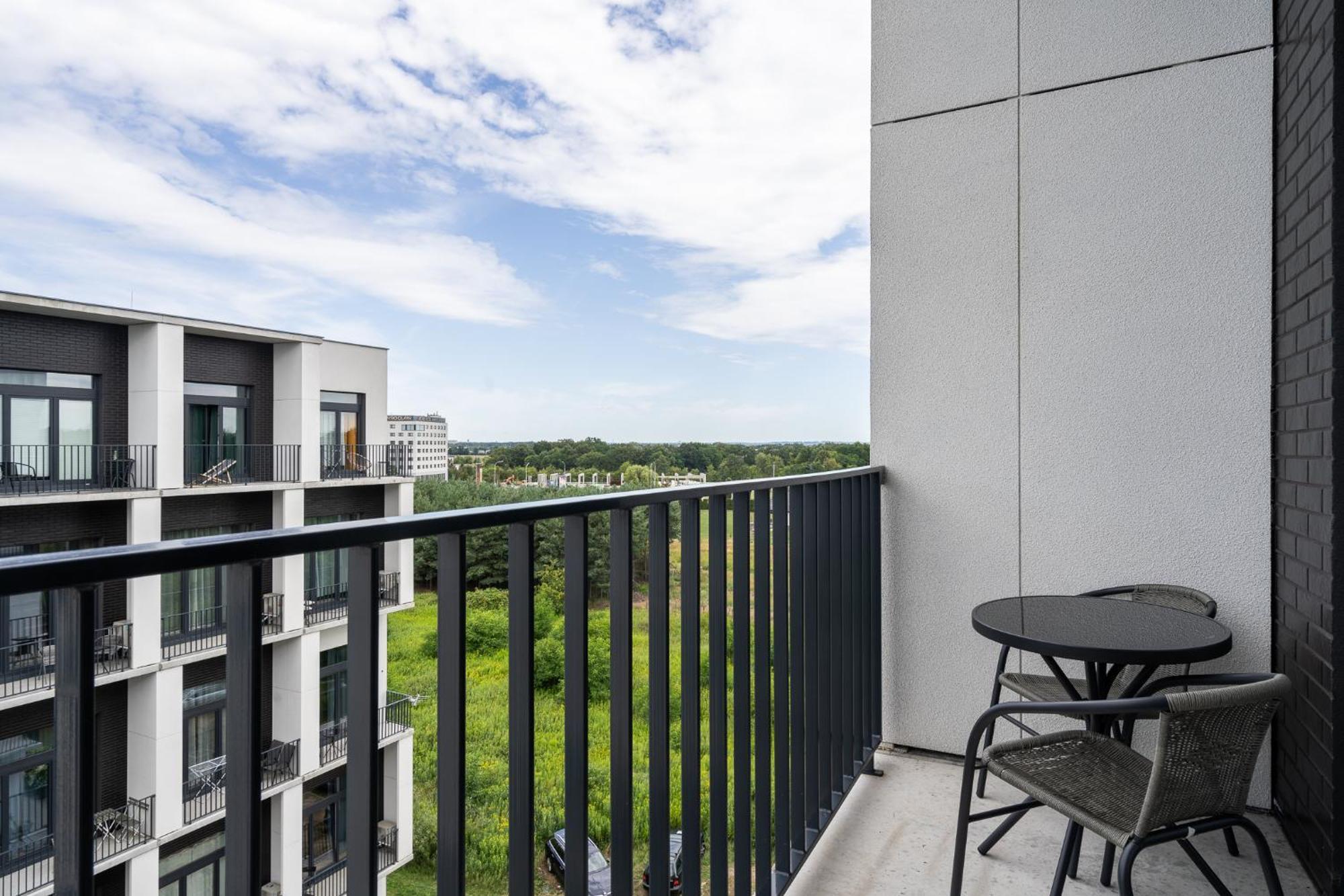 Rentplanet - Apartamenty Zarembowicza Вроцлав Экстерьер фото