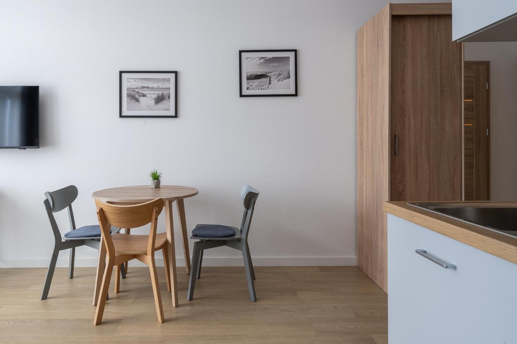 Rentplanet - Apartamenty Zarembowicza Вроцлав Экстерьер фото